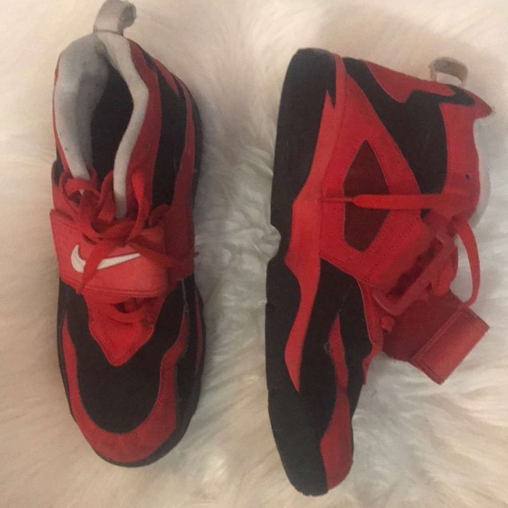 Nike diamond turd red Nike size 10